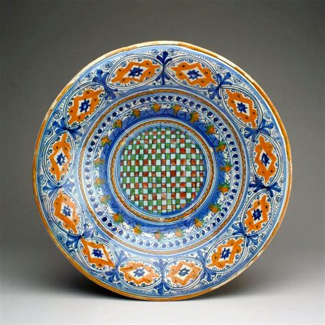 Maiolica.